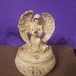 Angel Importing Ceramic Trinket Box 8"×6"-$30.00