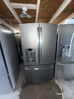 GE® 26.7 Cu. Ft. French-Door Refrigerator - Working Good Cooling Freezing And Ice Maker / New Filter Water Included