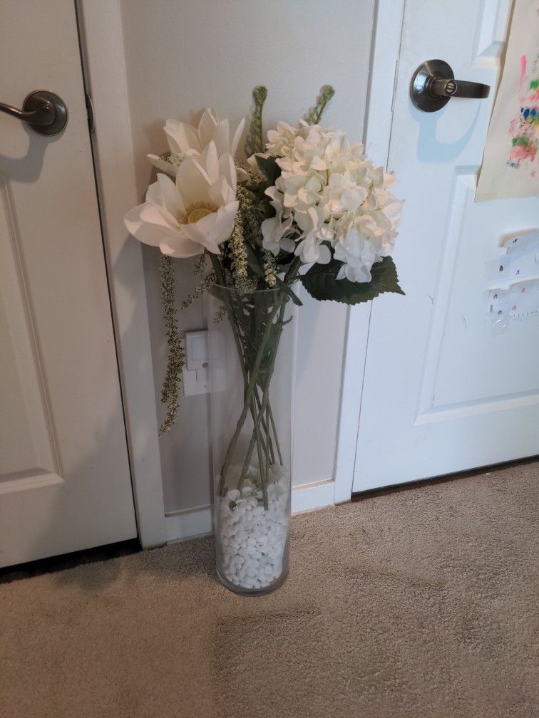 Glass Cylinder Vase White Stones Flowers