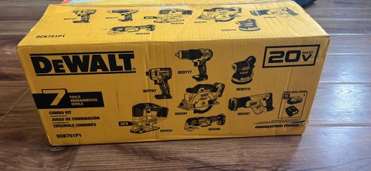 Combo dewalt 7 tools