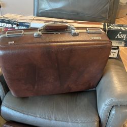 old luggage 