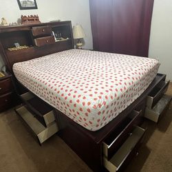 Queen Solid Wood Bed