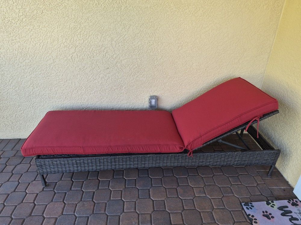 Lanai Chaise Lounge