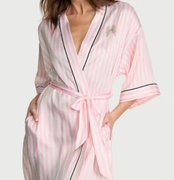 Victoria secret limited robe