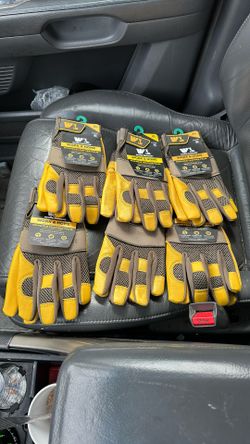 Extra large construction gloves