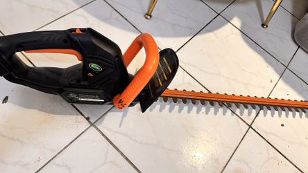 Hedge Trimmer 