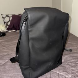 Maverick & Co - Vista Waterproof Backpack
