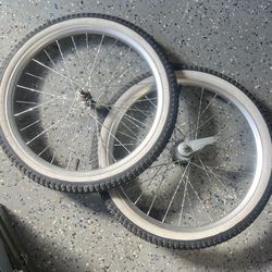 20 X 2.125 All Terrain Twisted Bicycle Wheels
