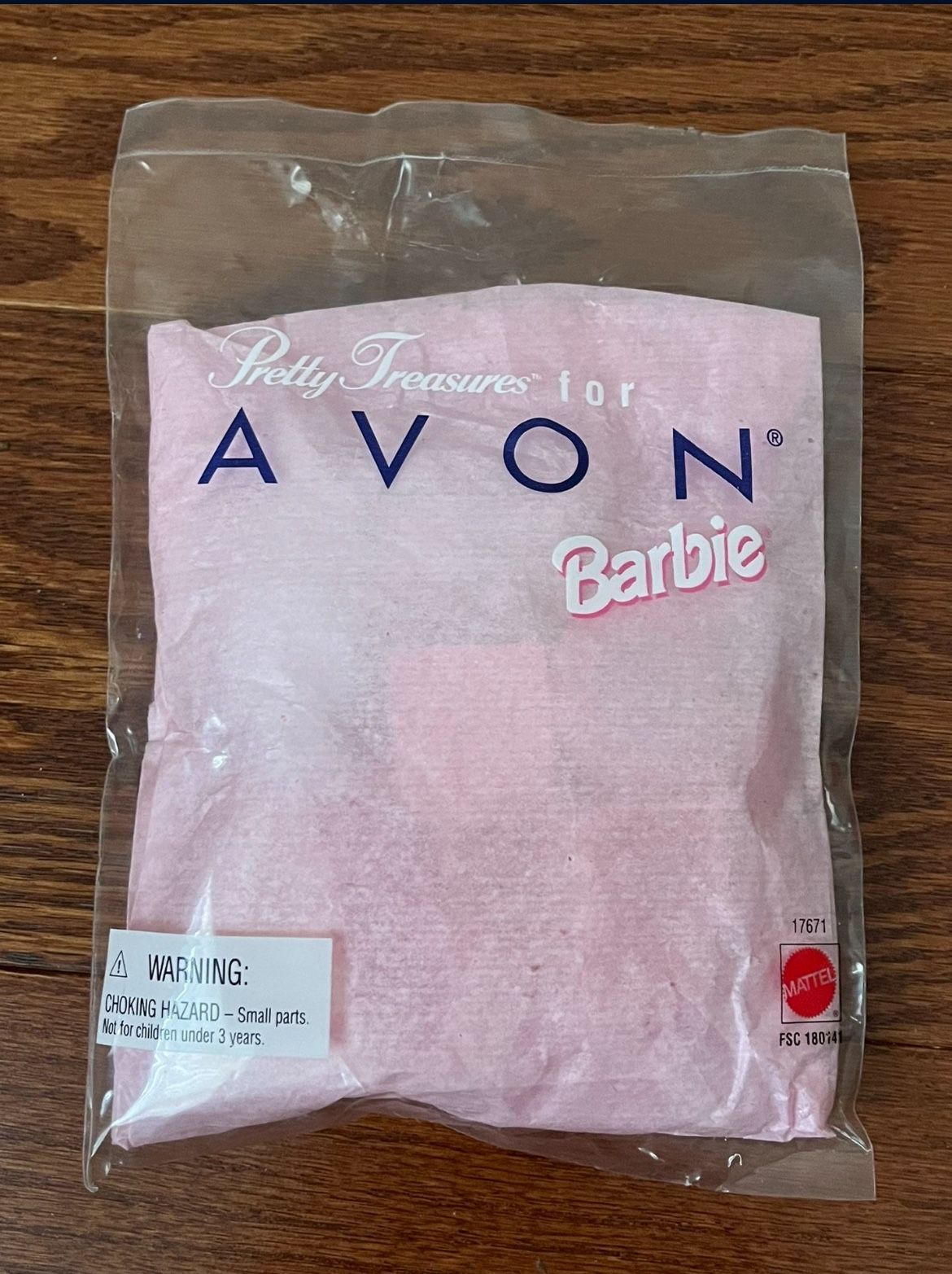 1996 Sealed Avon Pretty Treasures For Barbie 17671 Wedding Set Accessories