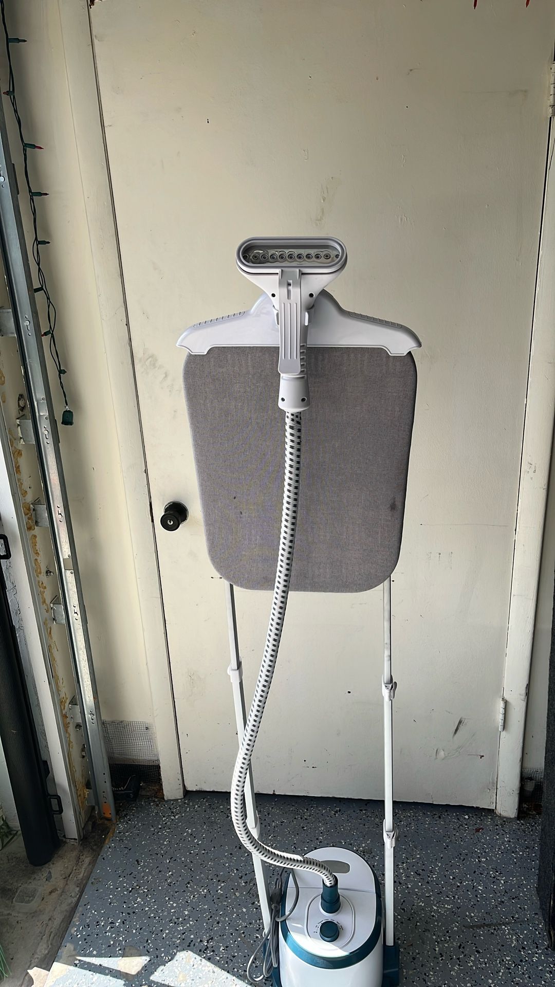 Clothes Steamer