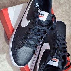 Nike Court Legacy NN