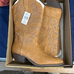 Cowboy Boots For Women (New)  Size 9