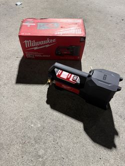 Milwuakee Fuel M18 Transfer Pump (tool Only) 