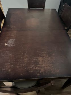 Dining room table