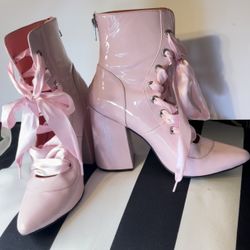 Sugar Thrillz Pink Lace Patent leather boots size 9! Practically new