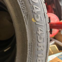 Lionhart 245/45ZR18