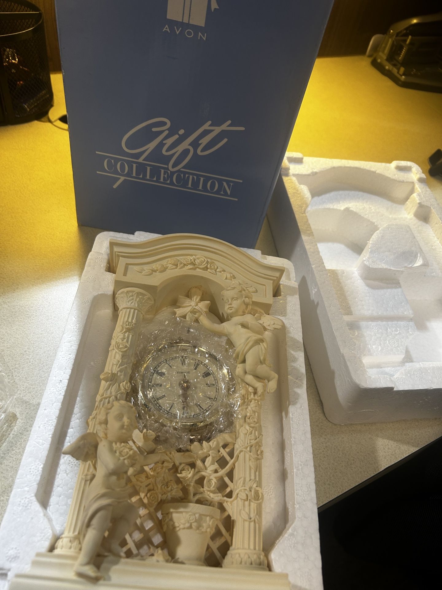 Vintage Avon Cherub Clock