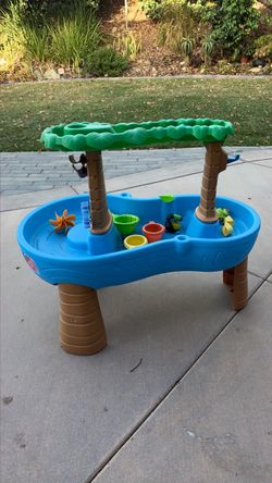 Step 2 Splash Table