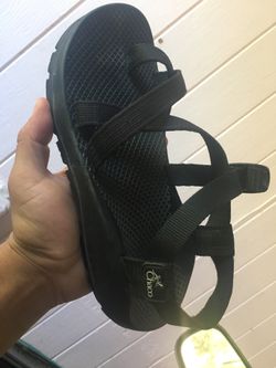 Woman’s chacos size 9