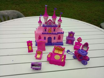 12 Piece Musical Princess Castle