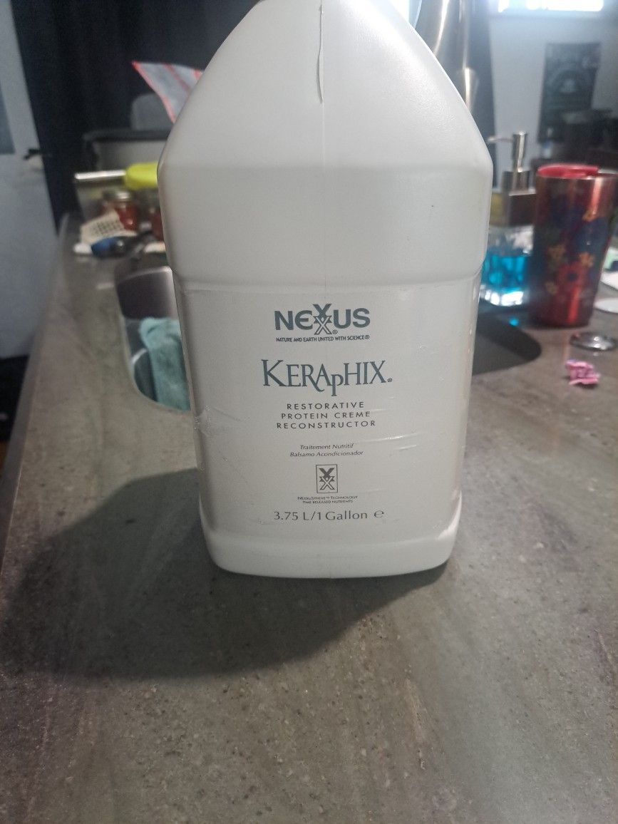 NEXXUS KERAPHIX Restorative Protein Creme Reconstructor 3.75 L / 1 Gallon 80% FULL