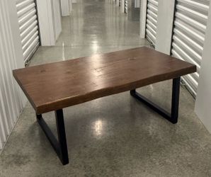 BLACK WALNUT MODERN DESIGN INDUSTRIAL STYLE RECTANGULAR COFFEE TABLE IN NEW CONDITION