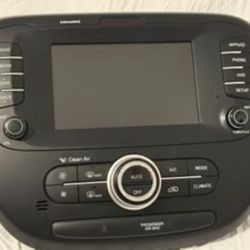 2017 Kia Soul Radio Touchscreen w/ Climate Control (Tested OEM 96160-B2310CA)