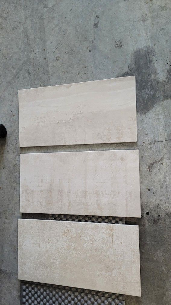 Beautiful Porcelin Tile - Neutral Tones