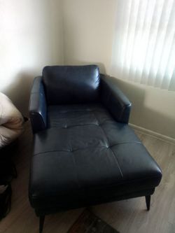 3 Piece Leather Couch set