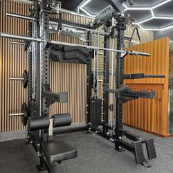 COMMERCIAL GRADE SQUAT RACK SMITH MACHINE - FREE DELIVERY 