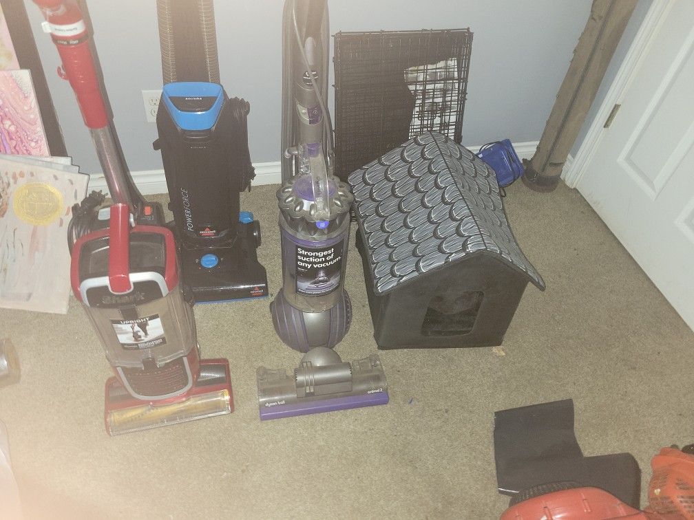 Everything For Sale ! Tool Box And All The Craftsman Tools 900 Best Offer Vacuum Cleaners 45 Each And Weigh