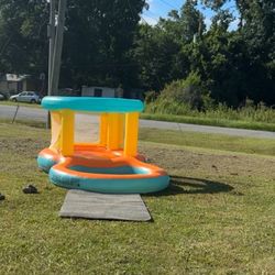 H2O GO Bounce House And Play Pool 