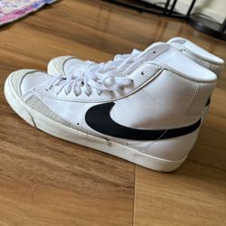 Men’s Nike Blazer Shoes Size 12