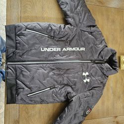 Under Armour ColdGear Hooded Jacket – Men’s Medium 