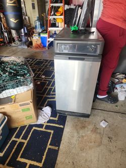 Garbage Compactor 🗑