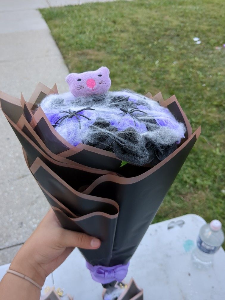 Cute And Adorable Eternal Flowers