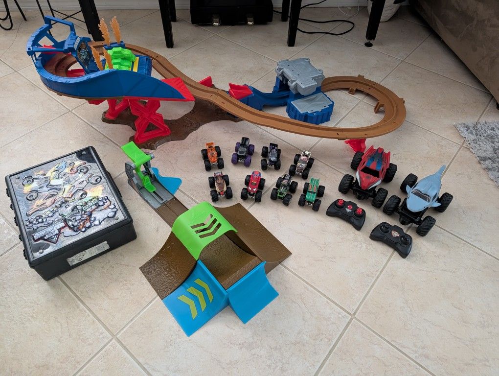 Monster Jam Bundle