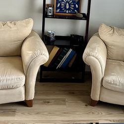 Living Room Chairs-NEED GONE ASAP