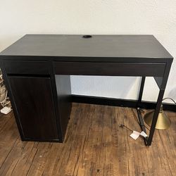 Ikea desk - Great condition