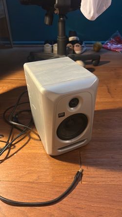 KRK Rokit 5 speaker