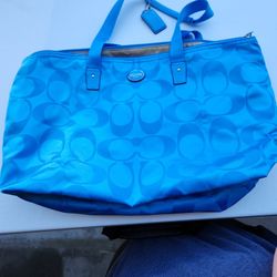 Authentic Coach Bag With Detachable Wristlet