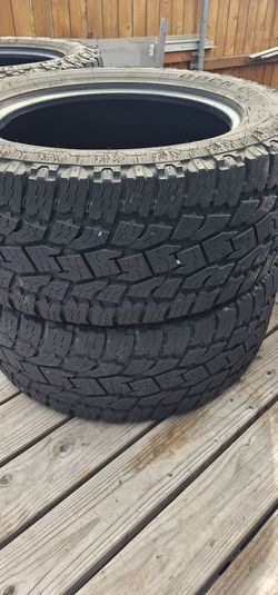305/55R20 Toyo A/T2