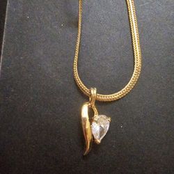 Teardrop Design pendant 