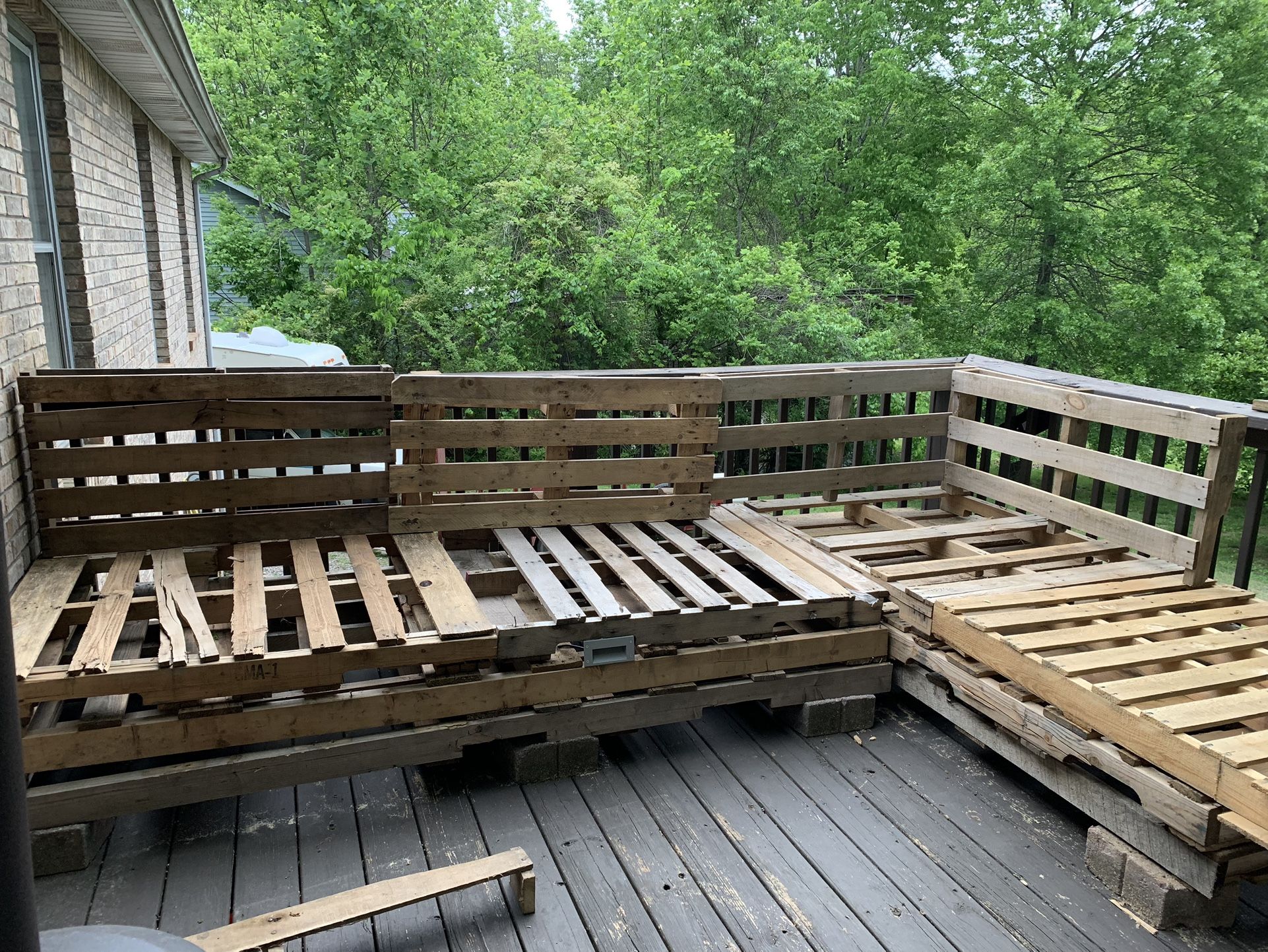 Custom Handmade Pallet Patio Furniture