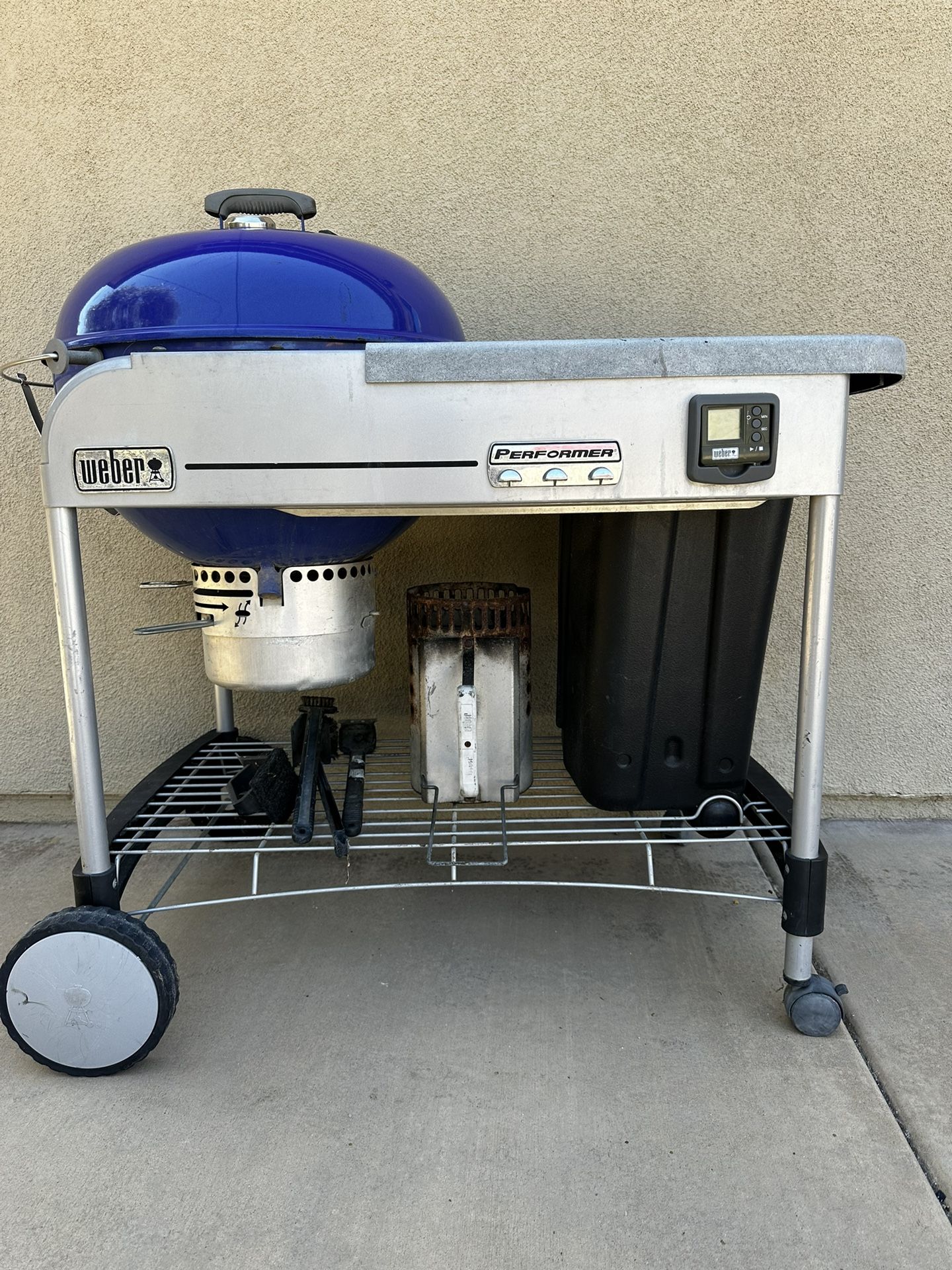 Weber Performer Grill