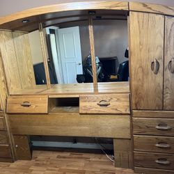 Queen Wood Headband With Drawers And Hiding Space 
