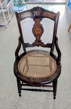 Vintage Walnut and Cane Chair in Excellent Condition.
