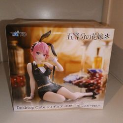 The Quintessential Quintuplets Desktop Cute Ichika Nakano (Bunny Ver.) Figure