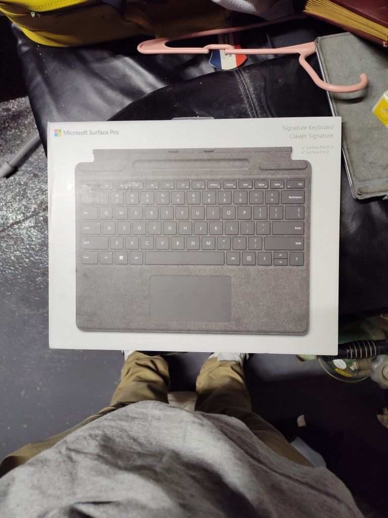 Microsoft Surface Pro Signature Keyboard