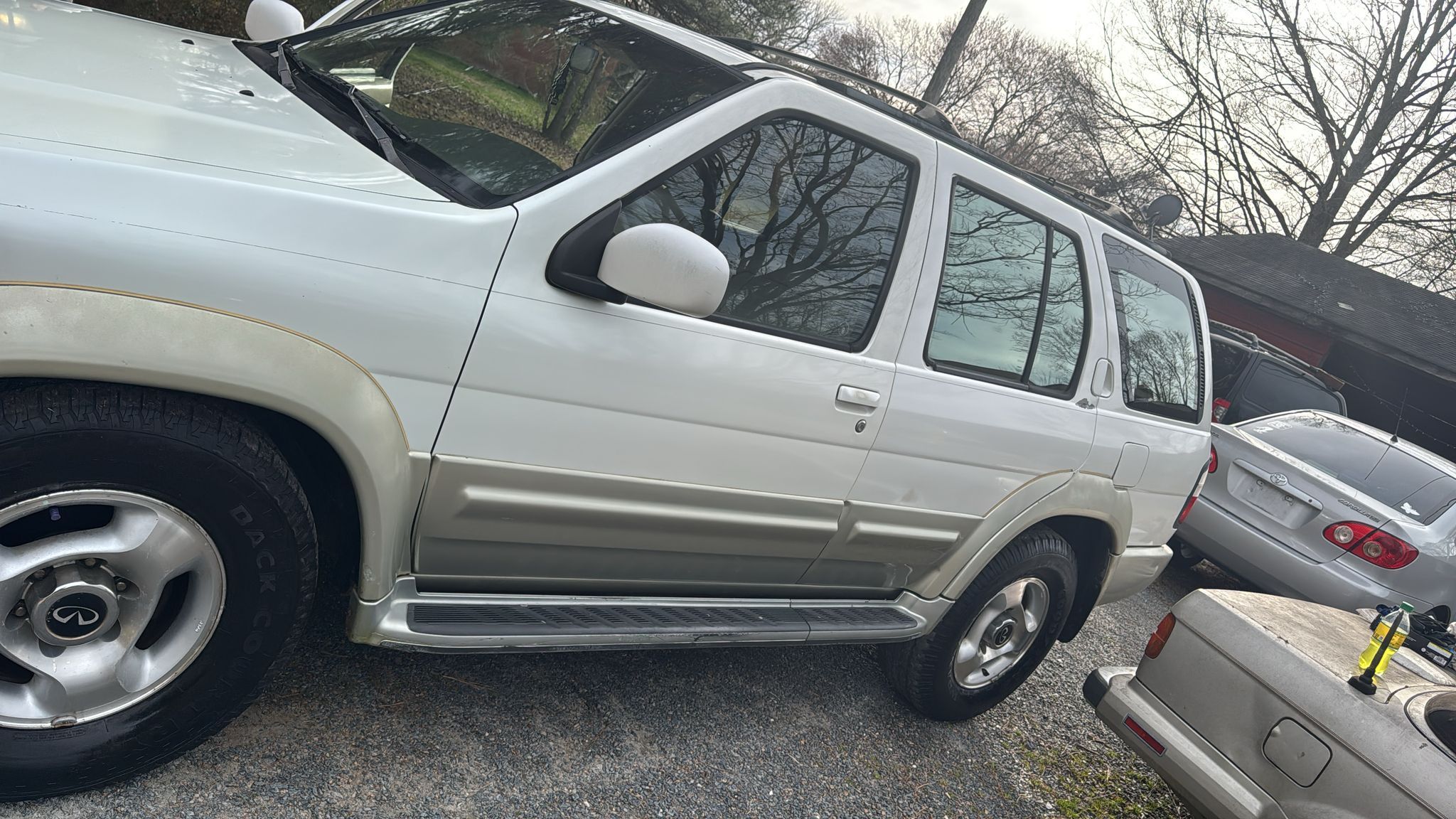 1997 Infiniti QX4